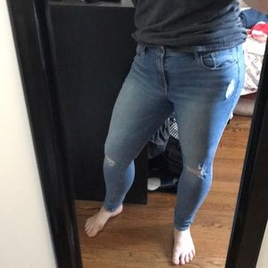 Mid-Rise Distressed Rockstar Super Skinny Jeans